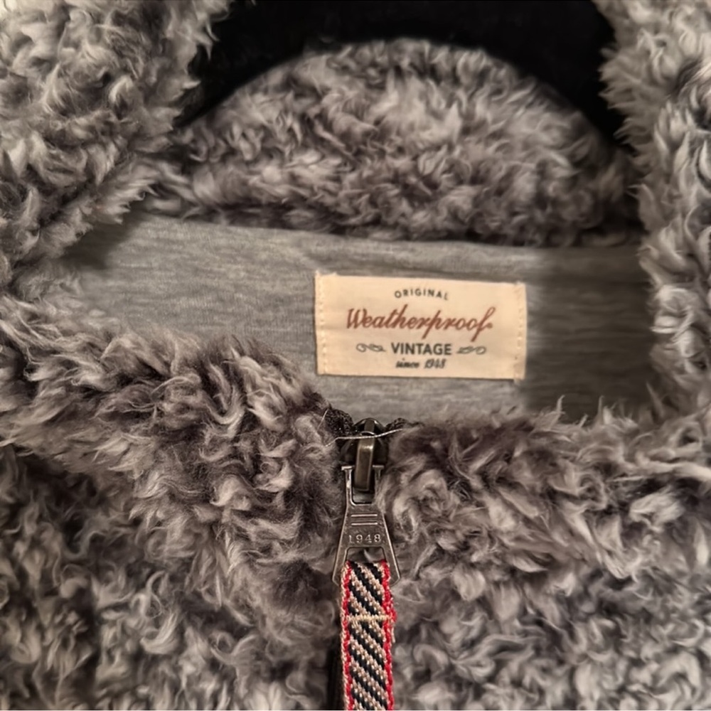 Weatherproof grey faux fur pullover - Picture 4 of 5